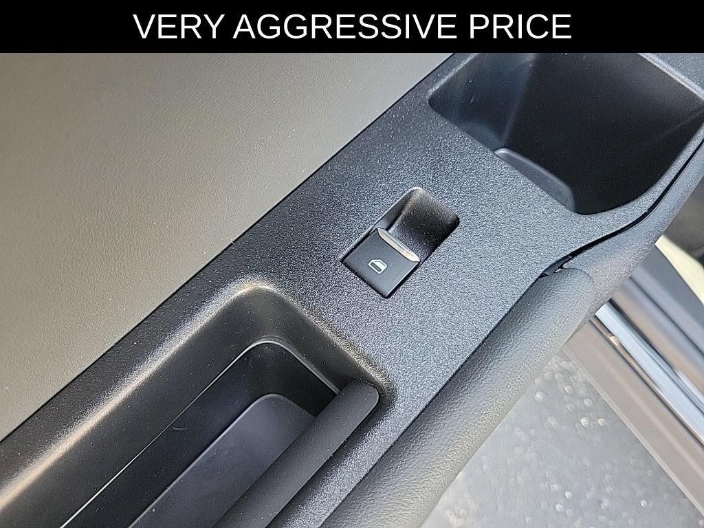 Used 2026 Ford Explorer Active AWD/4WD image 15