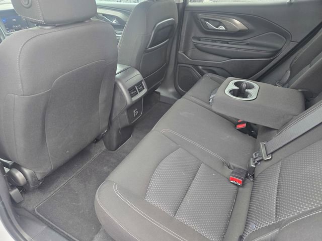 Used 2024 GMC Terrain SLE image 13