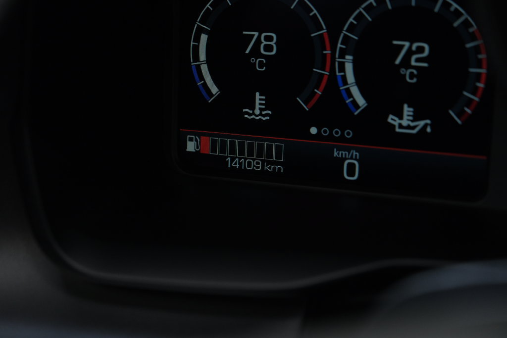 Used 2022 Ferrari F8 Tributo RWD image 28