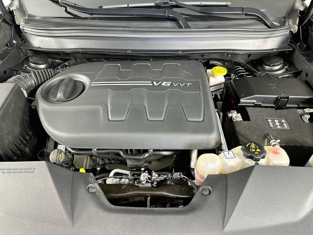 Used 2020 Jeep Cherokee Trailhawk w/ Comfort/Convenience Group AWD/4WD image 38