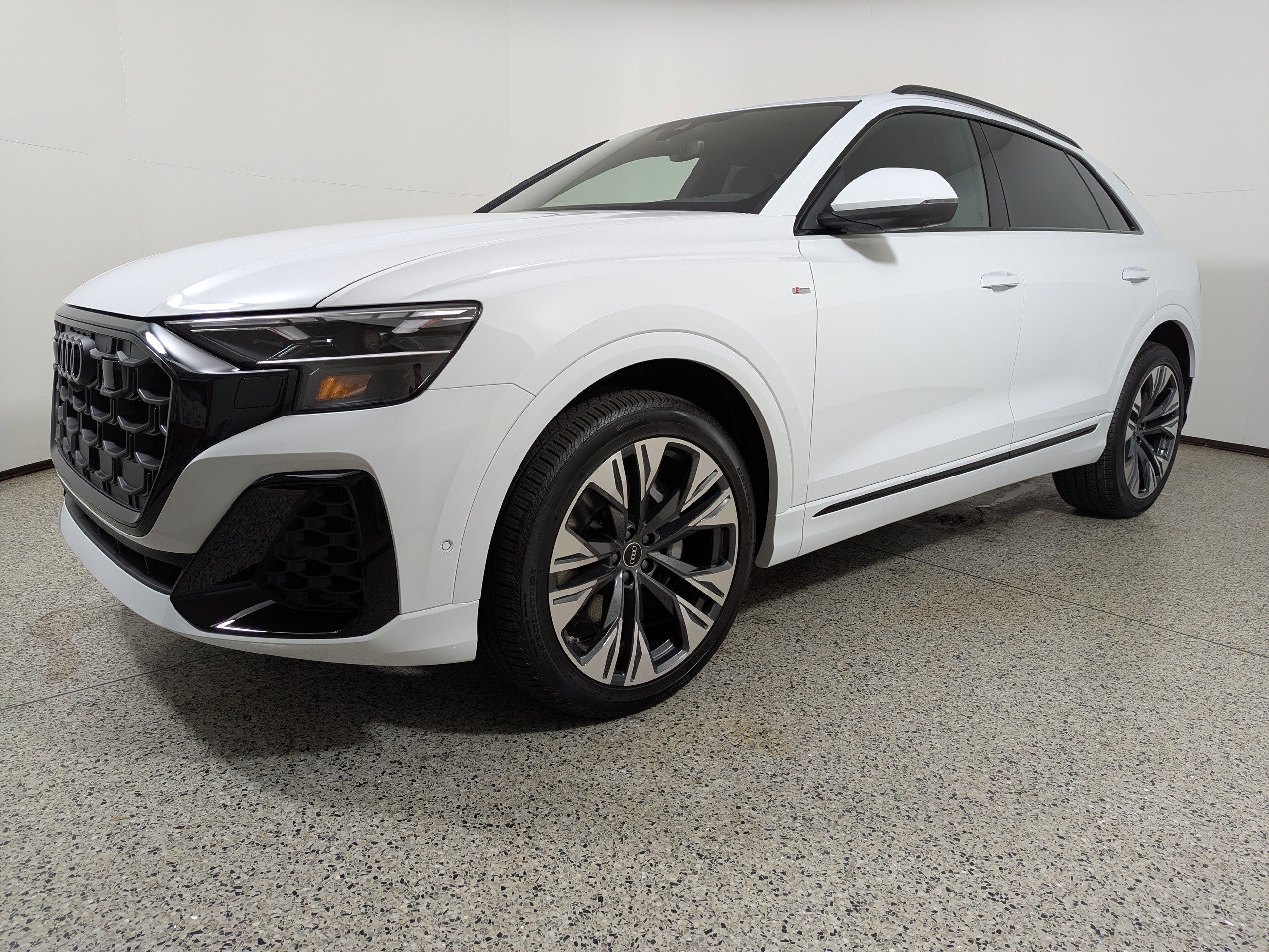 New 2026 Audi Q8 Premium Plus image 3