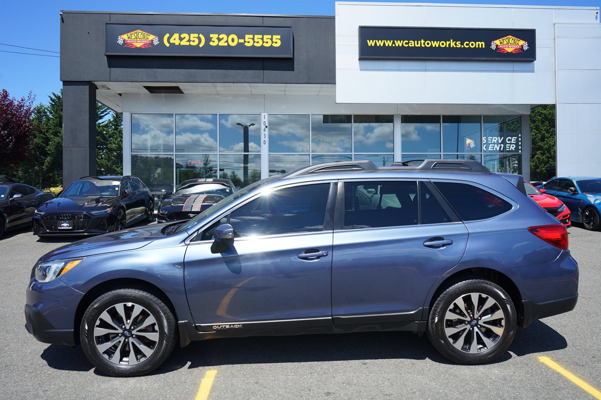Used 2017 Subaru Outback 3.6R Limited AWD/4WD image 2