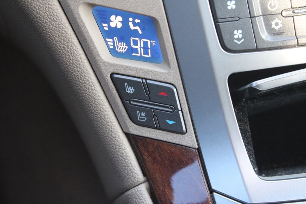 Used 2011 Cadillac CTS Premium image 34