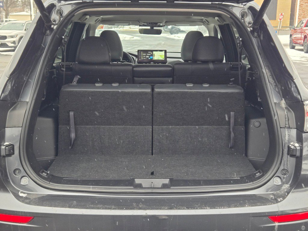 Used 2025 Mitsubishi Outlander SEL image 13