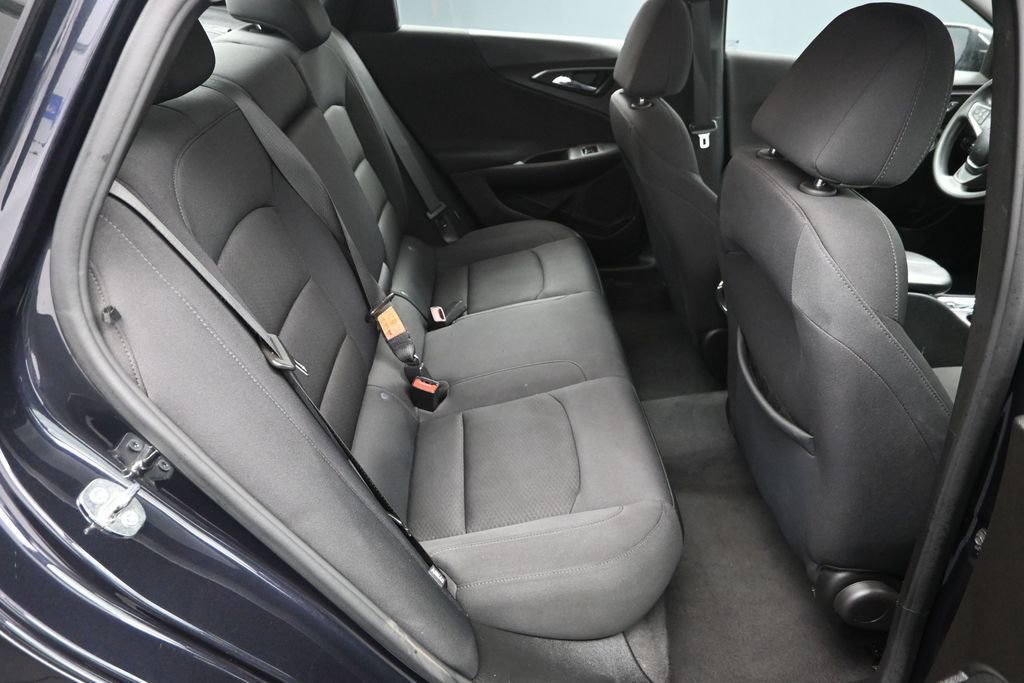 Used 2023 Chevrolet Malibu LT FWD image 34