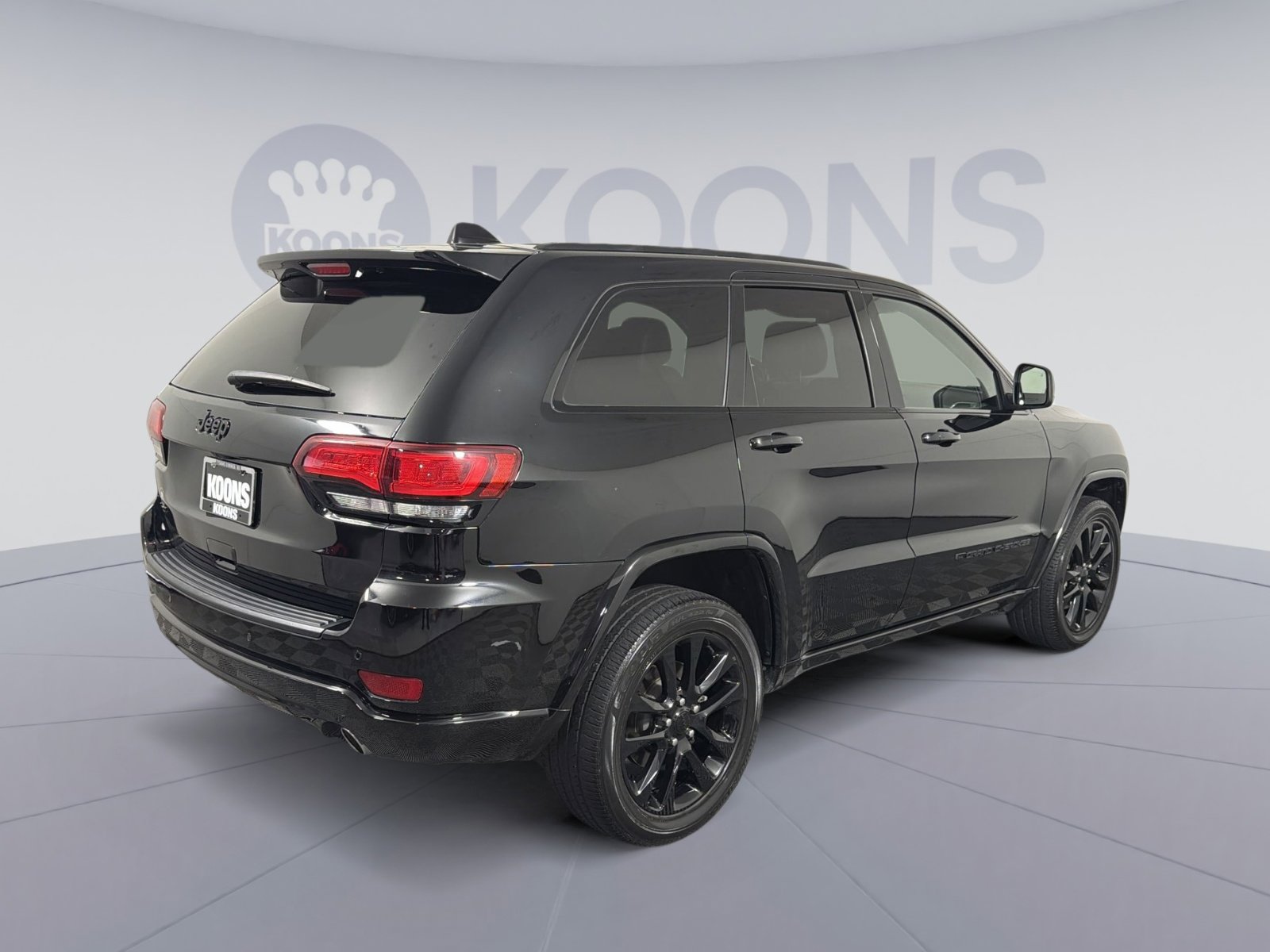Used 2022 Jeep Grand Cherokee Laredo X image 7