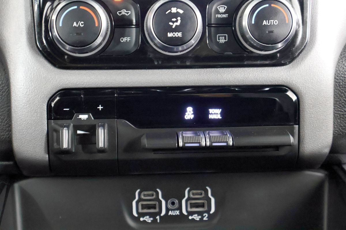 Used 2023 RAM 1500 Big Horn AWD/4WD image 35