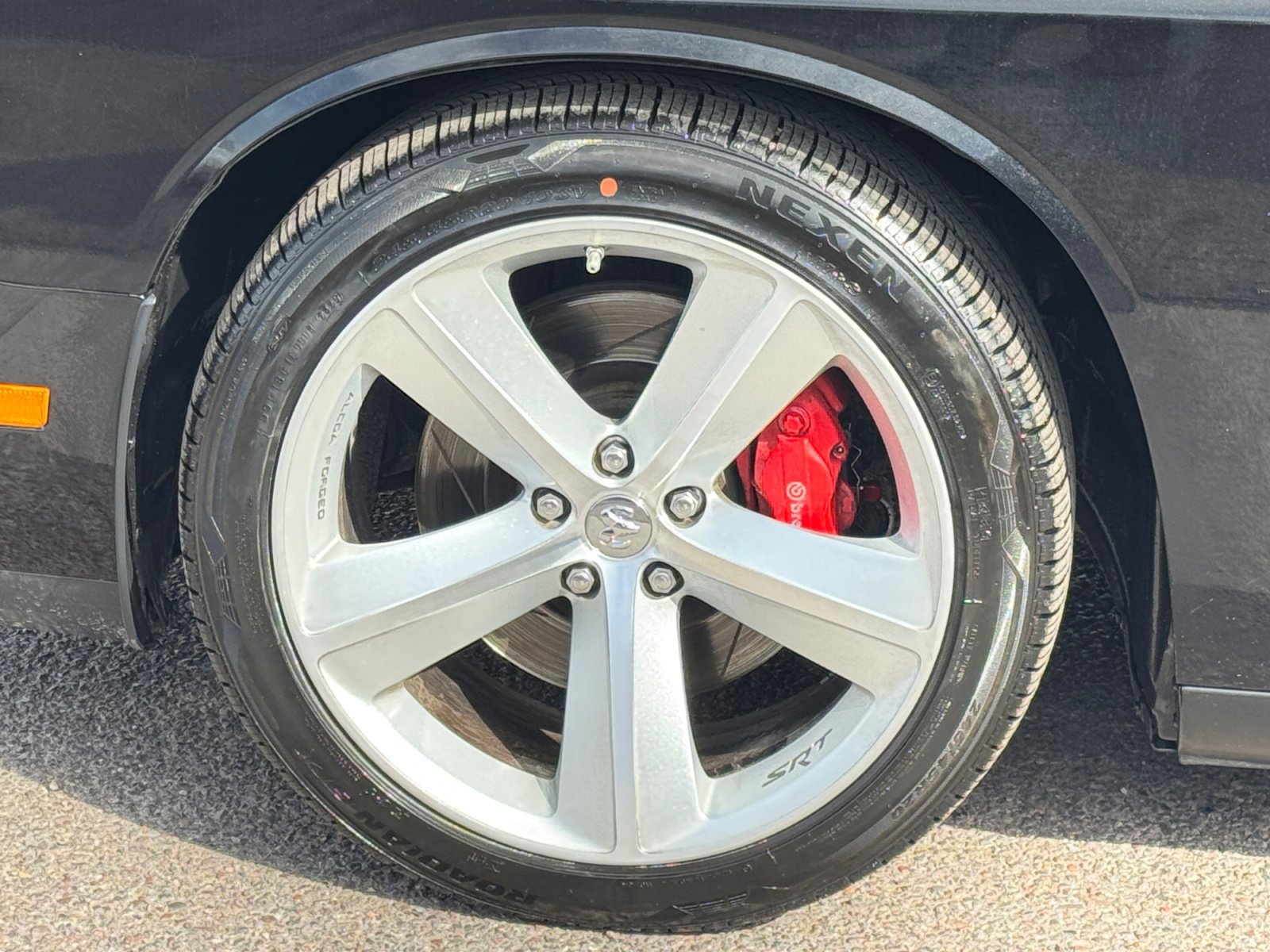 Used 2009 Dodge Challenger SRT8 w/ SRT Option Group II image 11