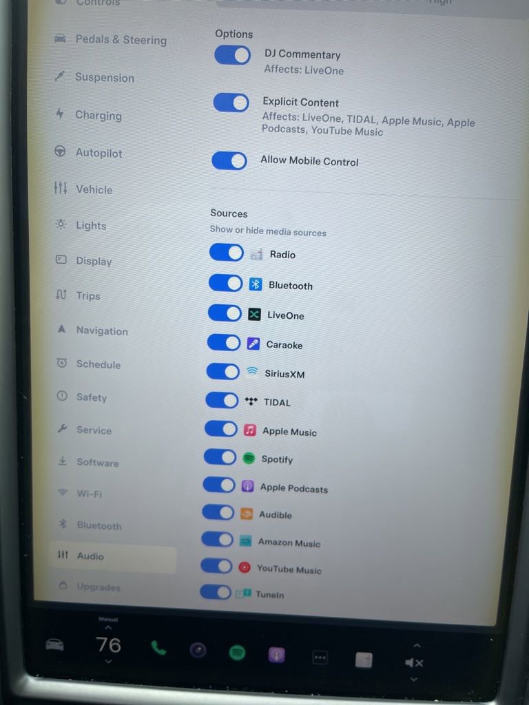 Used 2019 Tesla Model S 100D image 24