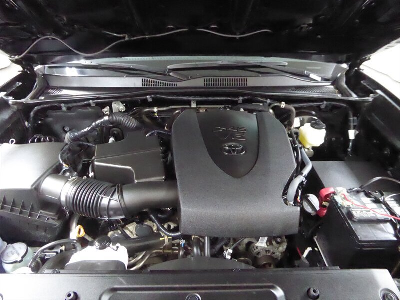 Used 2023 Toyota Tacoma SR5 AWD/4WD image 33
