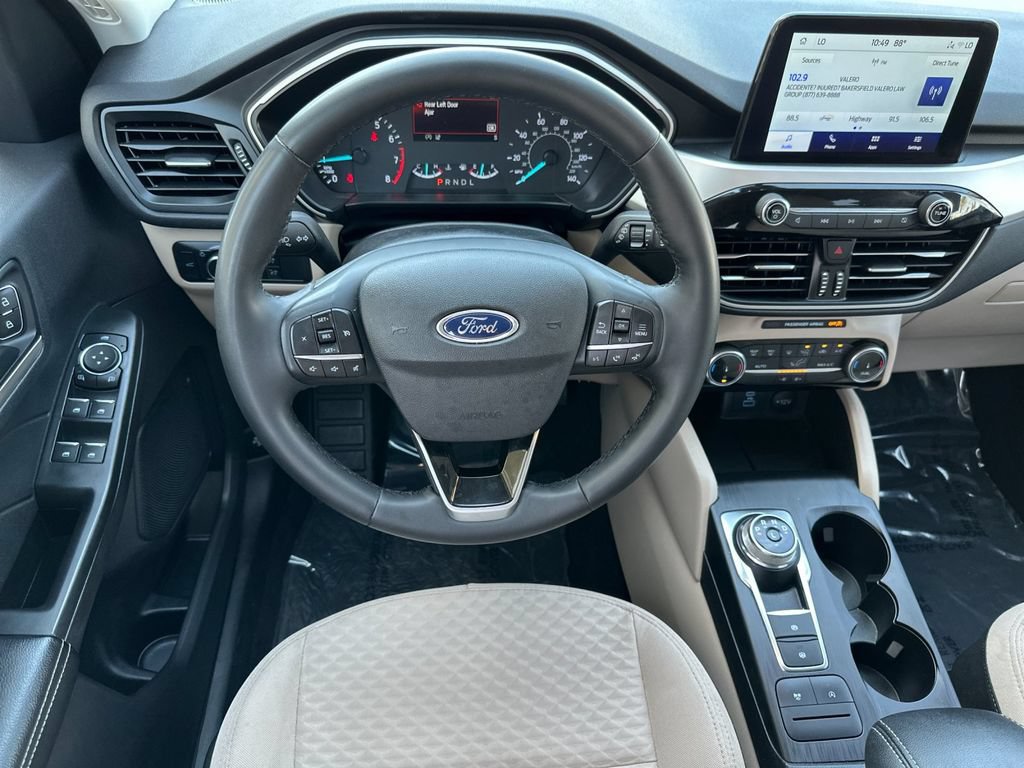 Used 2022 Ford Escape SE w/ Convenience Package FWD image 13