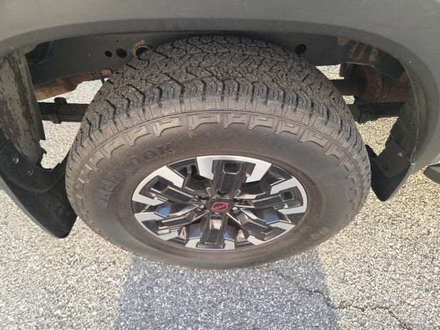 Used 2023 Nissan Frontier PRO-4X w/ Pro Convenience Package AWD/4WD image 10