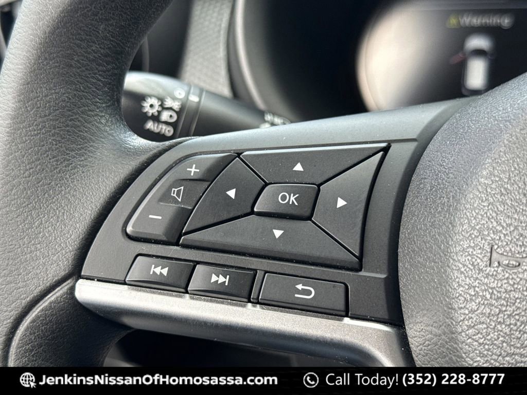 Certified 2022 Nissan Kicks SV image 38