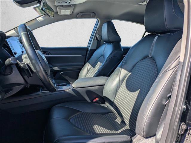 Used 2021 Toyota Camry SE w/ Carpet Mat Package (TMS) FWD image 15