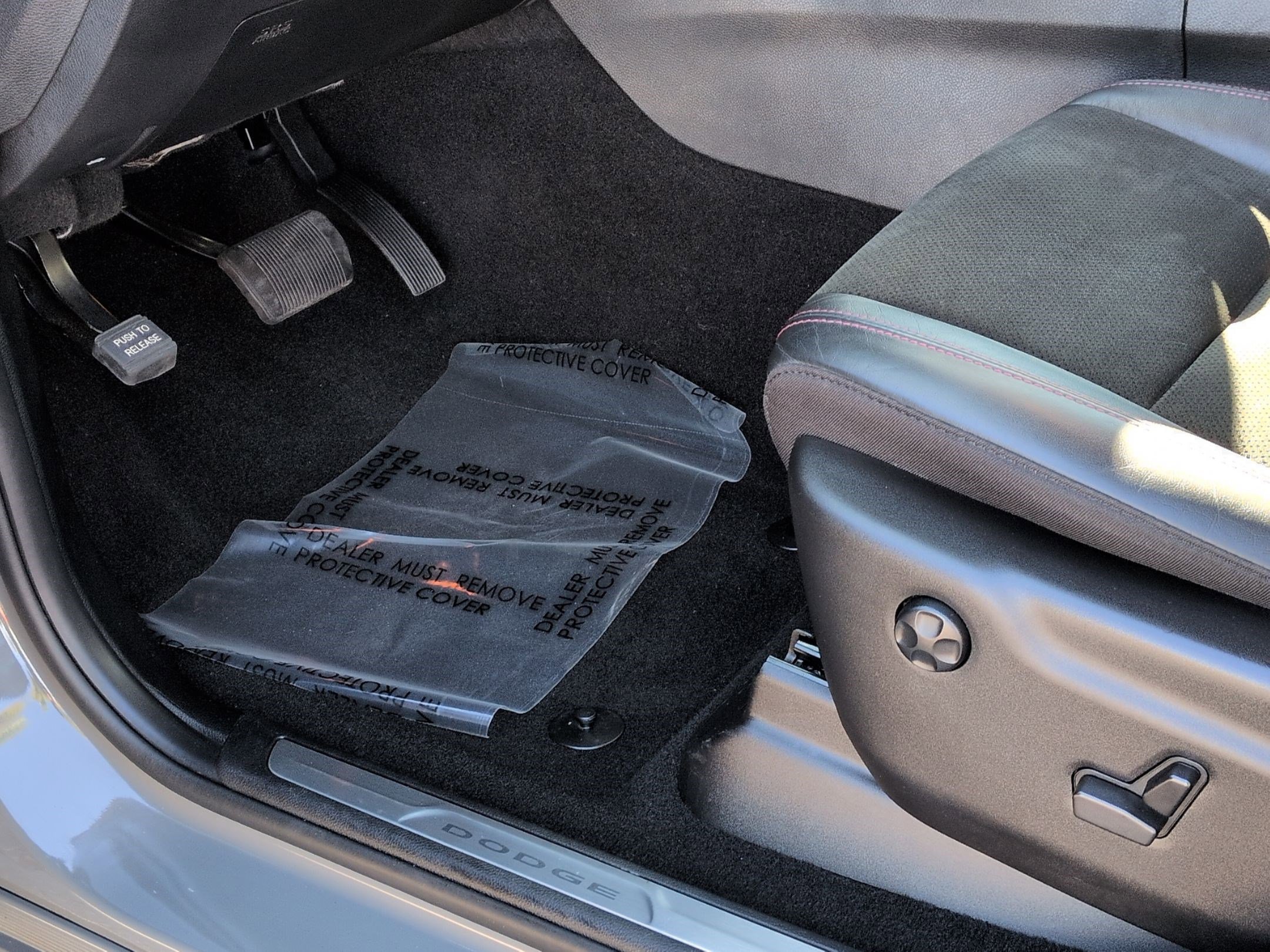 Used 2021 Dodge Durango R/T w/ Blacktop Package image 17