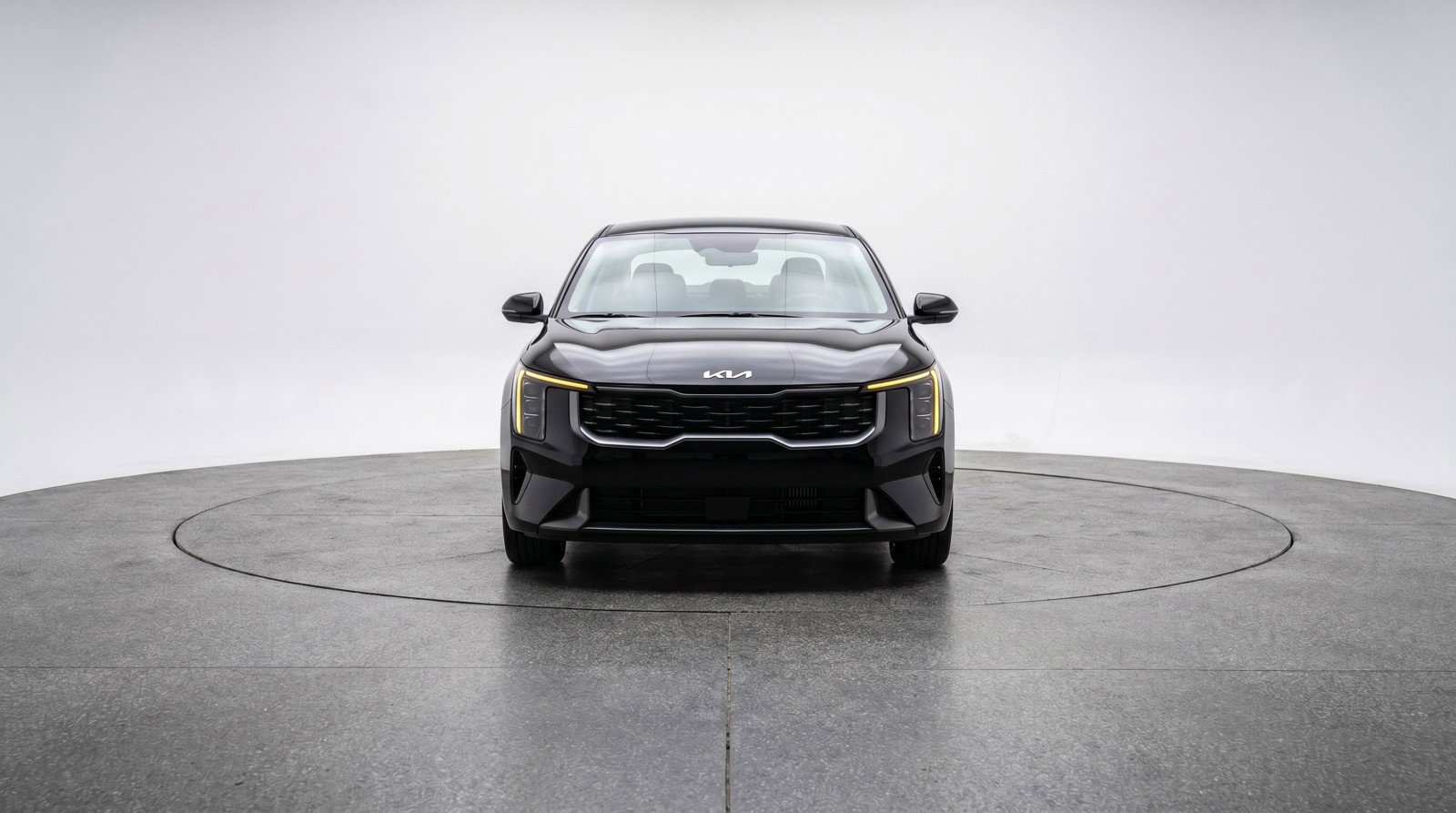 Used 2025 Kia K4 LXS FWD image 2