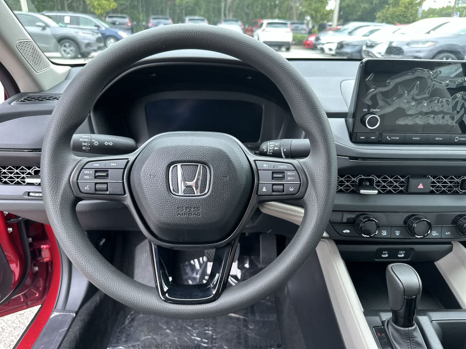 Used 2025 Honda Accord SE image 18