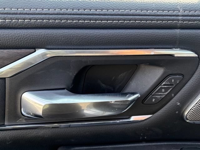New 2026 RAM 1500 Laramie AWD/4WD image 14