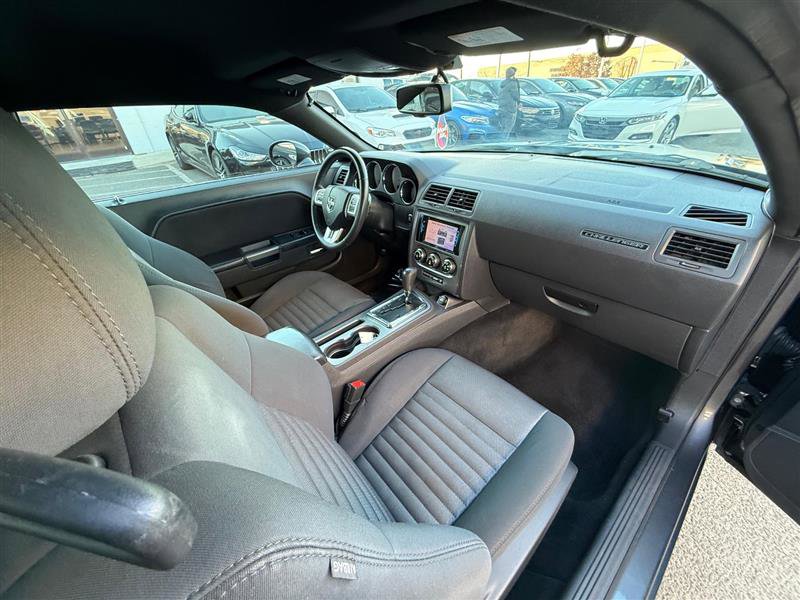Used 2013 Dodge Challenger R/T w/ Blacktop Pkg image 20