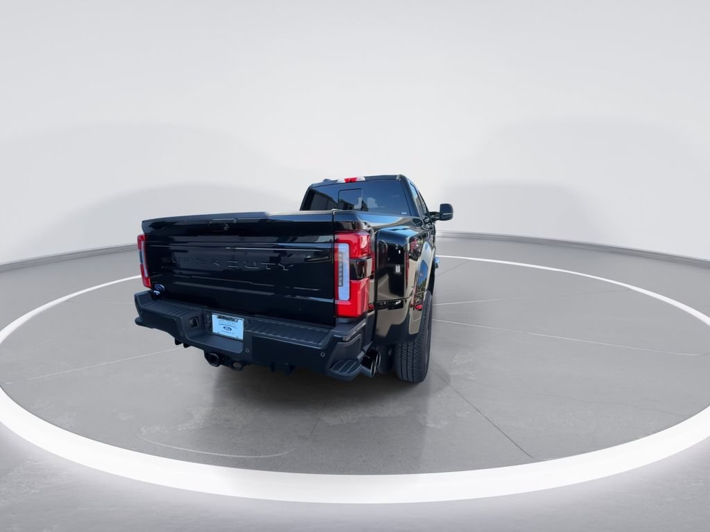 Used 2026 Ford F350 Platinum AWD/4WD image 7
