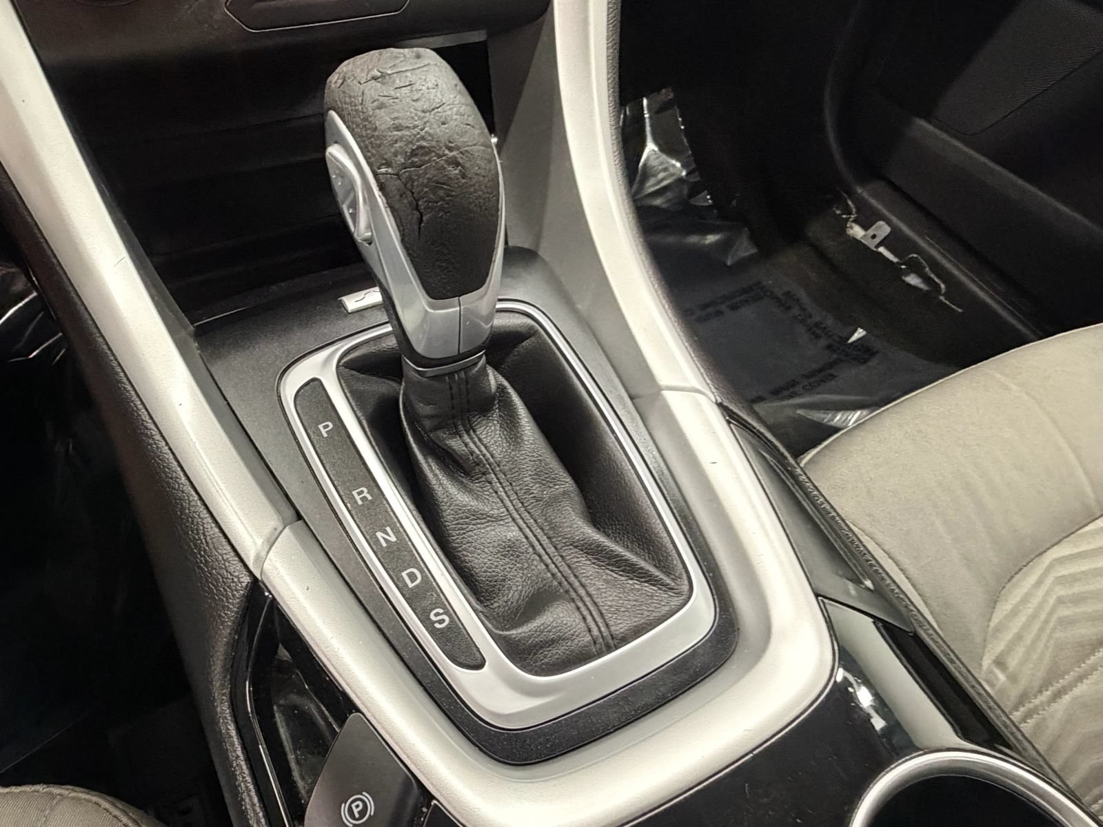 Used 2016 Ford Fusion S w/ Equipment Group 101A FWD image 29