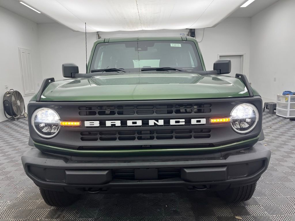 New 2025 Ford Bronco 4-Door image 13