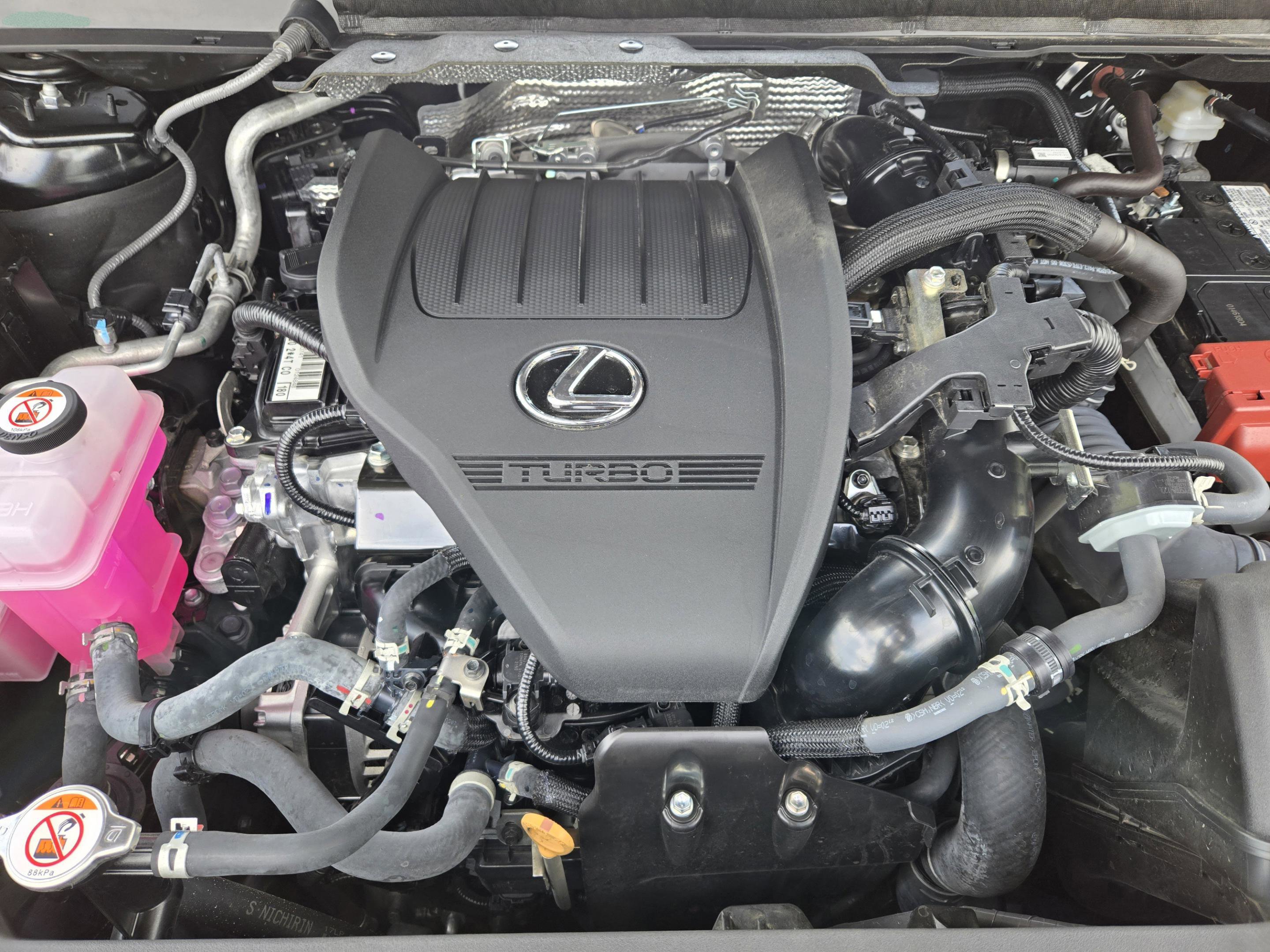 Used 2025 Lexus RX 350 Premium w/ Convenience Package FWD image 29