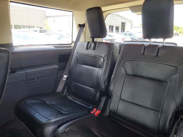 Used 2018 Ford Flex SE image 26