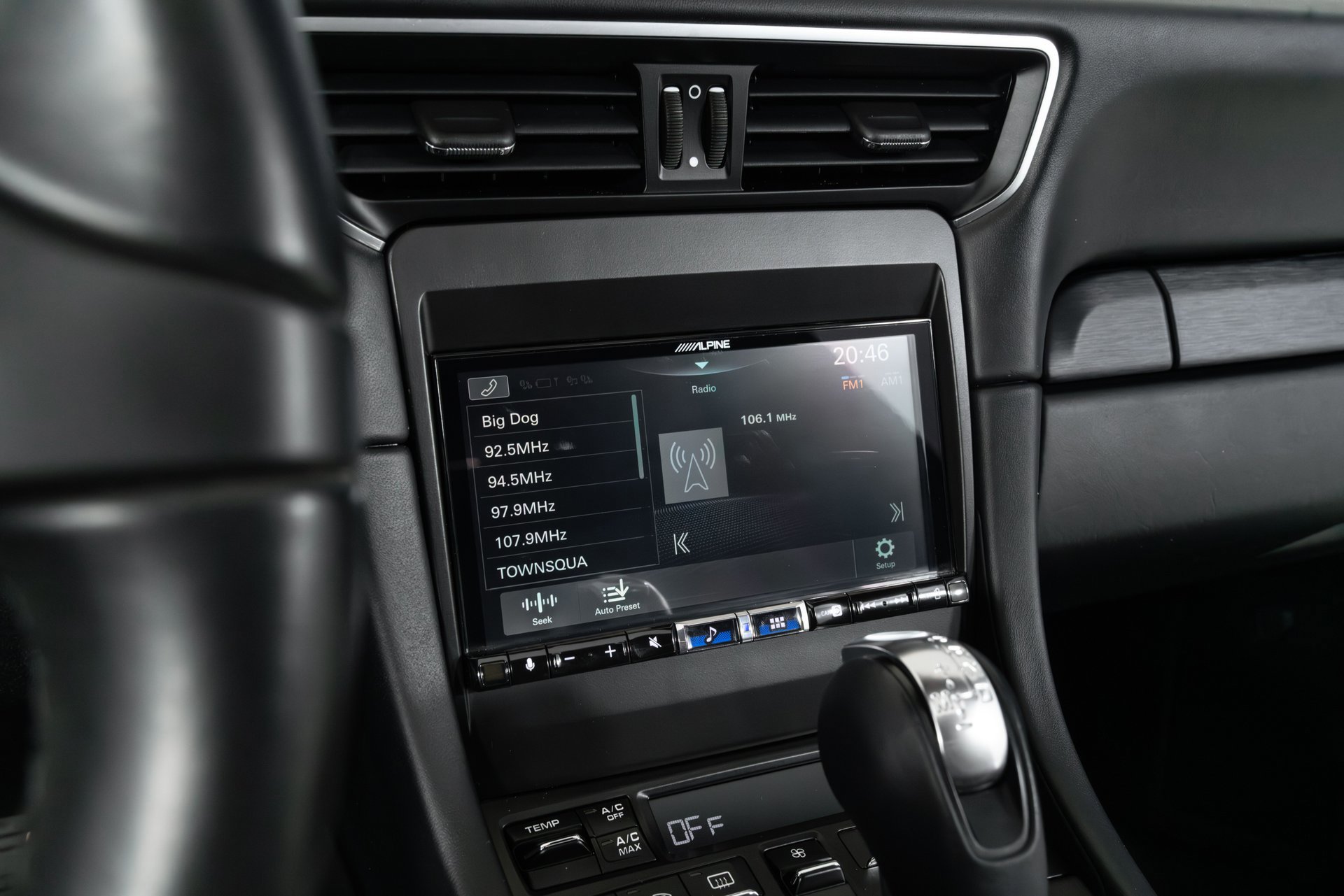 Used 2015 Porsche 911 Carrera GTS w/ Bose Audio Package image 39