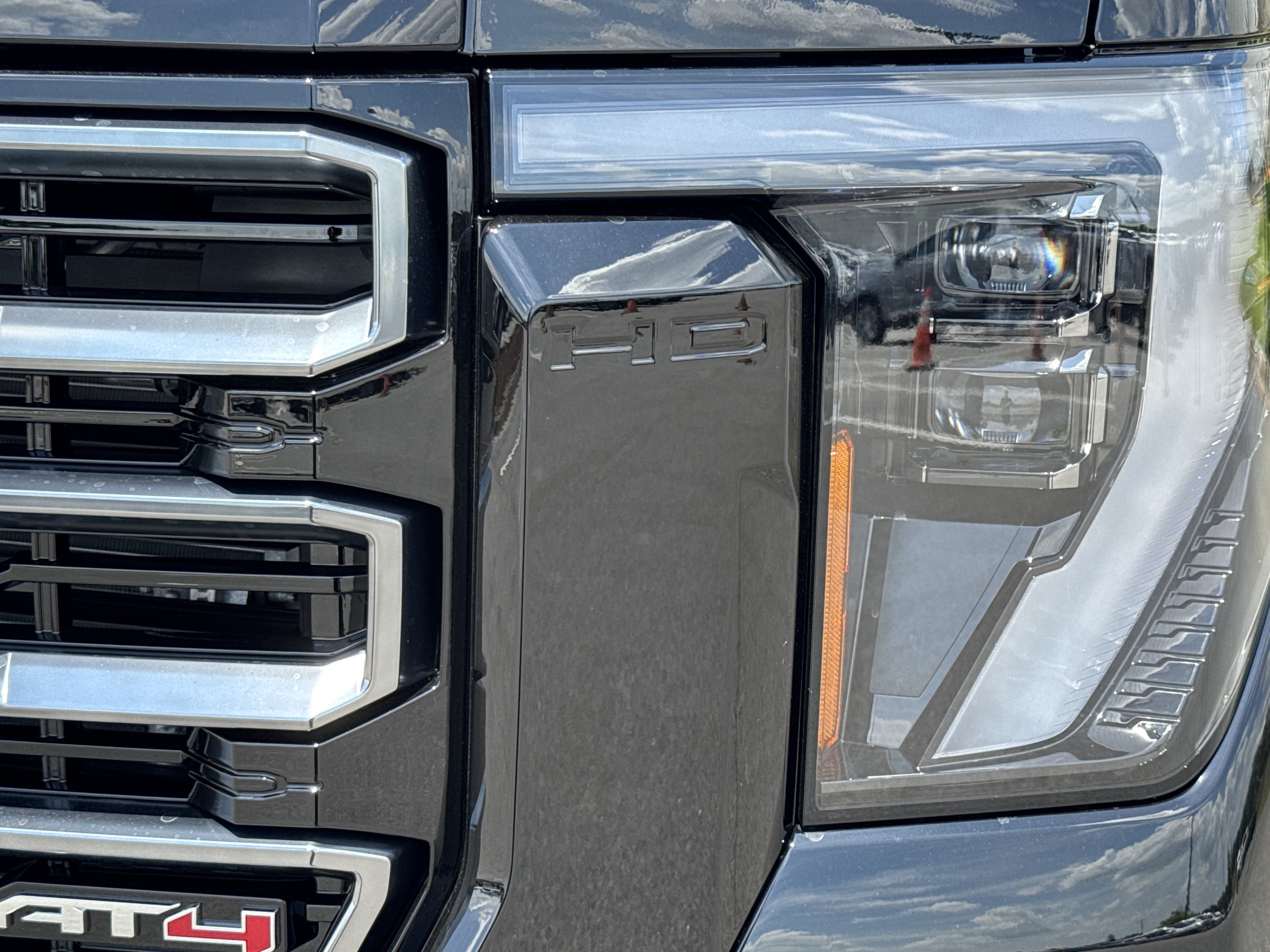 New 2026 GMC Sierra 2500 AT4 w/ AT4 Premium Plus Package AWD/4WD image 6