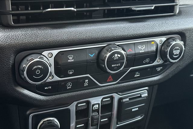 Used 2024 Jeep Wrangler Sport S image 22