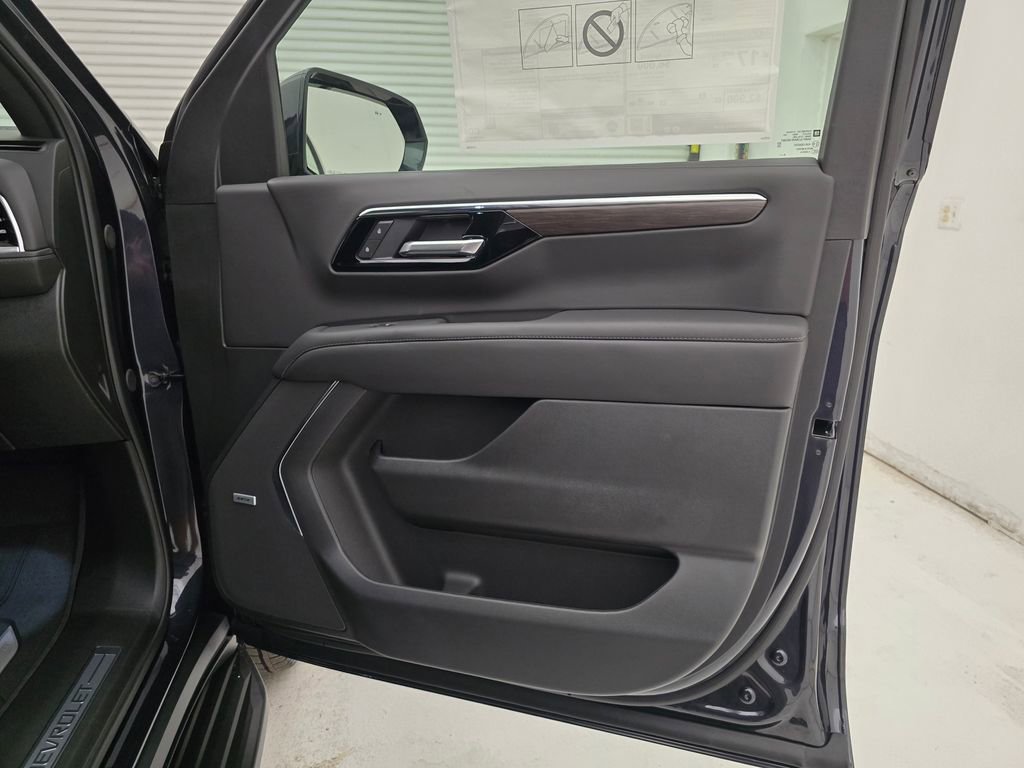 New 2026 Chevrolet Suburban LT w/ Comfort Package image 58