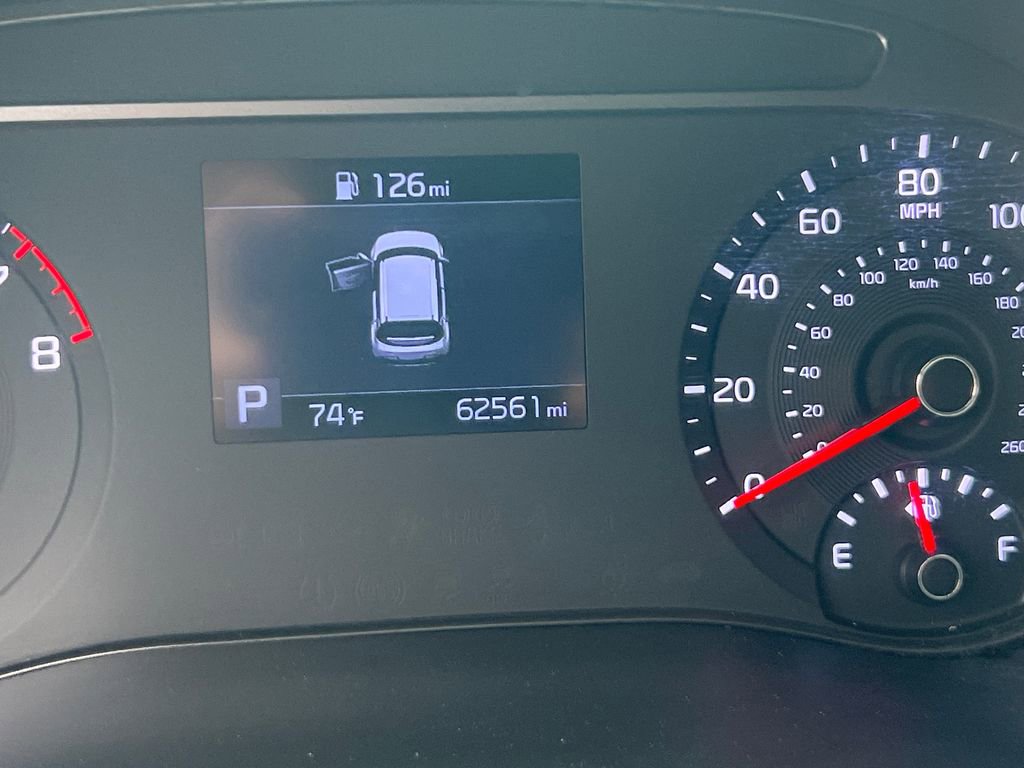 Used 2020 Kia Soul GT-Line FWD image 29