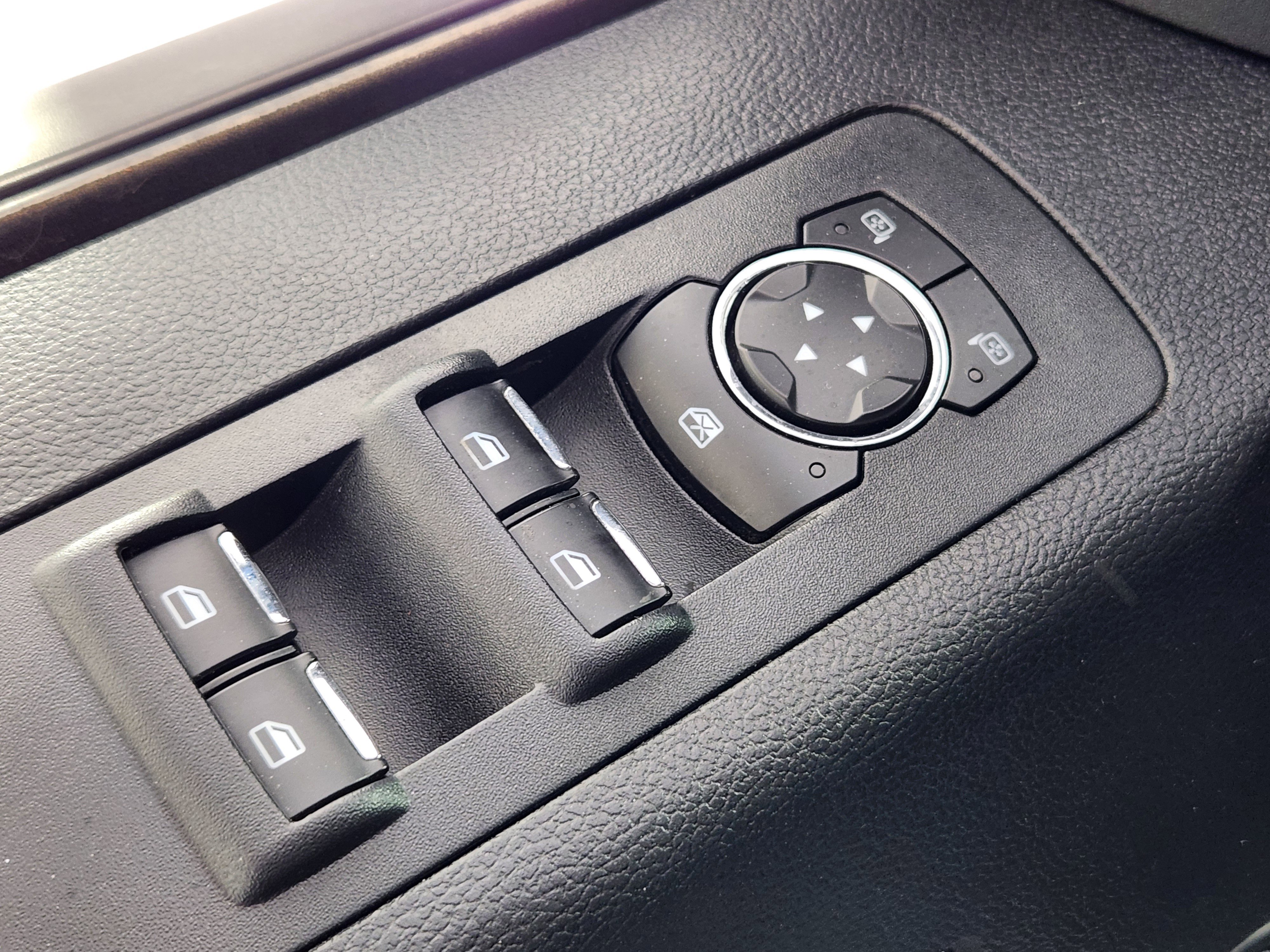 Used 2017 Ford F150 XLT w/ Equipment Group 302A Luxury image 17