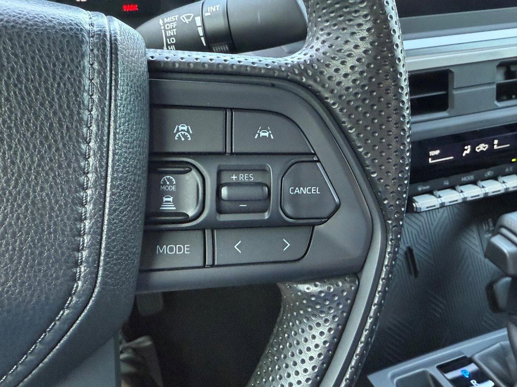 Certified 2025 Toyota Tacoma SR5 image 18