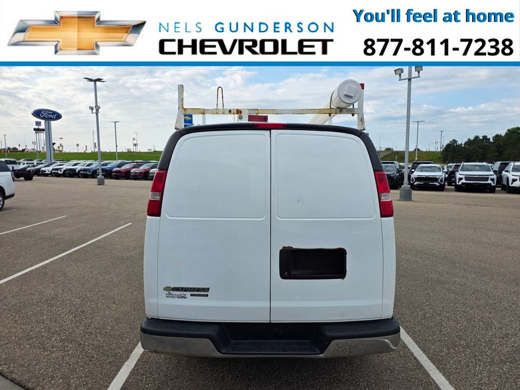 Used 2016 Chevrolet Express 3500 RWD image 6