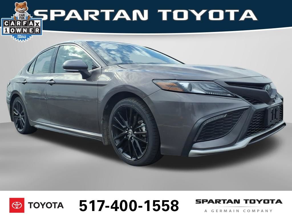 Used 2023 Toyota Camry XSE image 5