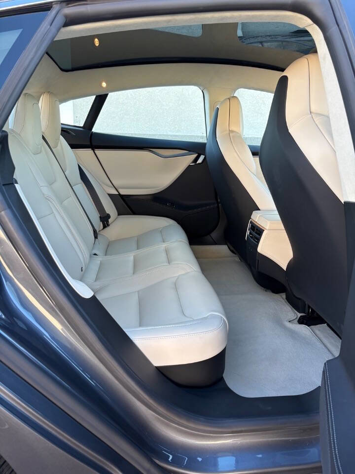 Used 2019 Tesla Model S 75D image 30