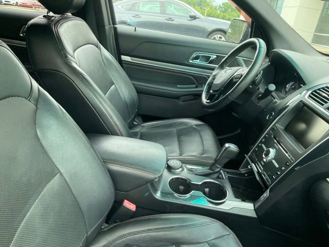 Used 2016 Ford Explorer Sport AWD/4WD image 4