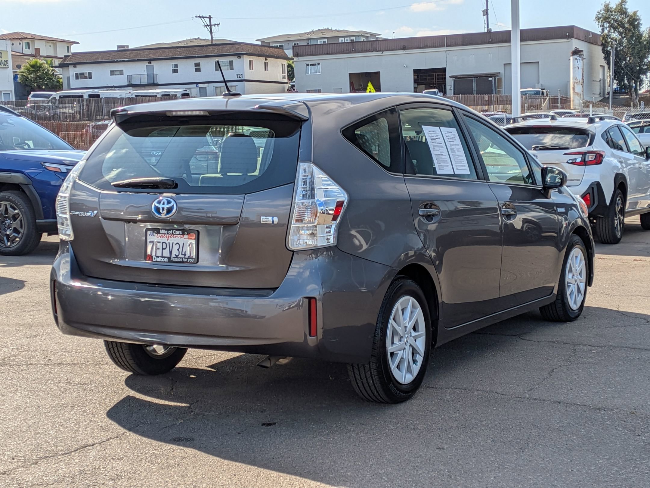 Used 2014 Toyota Prius V Three image 4