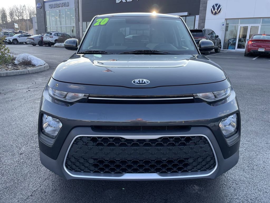 Used 2020 Kia Soul LX FWD image 2