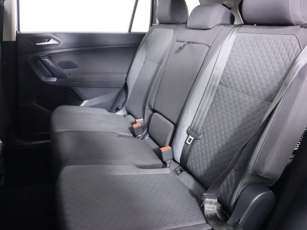 Used 2019 Volkswagen Tiguan S w/ 3rd Row Seat Package AWD/4WD image 30