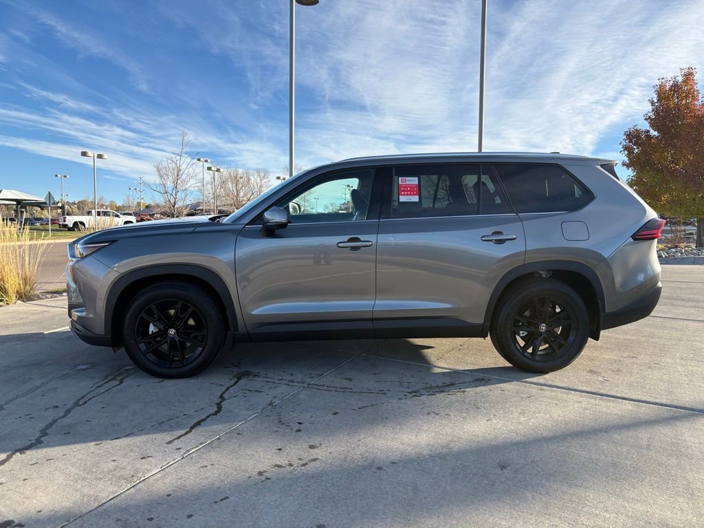 Used 2026 Toyota Grand Highlander Limited image 4