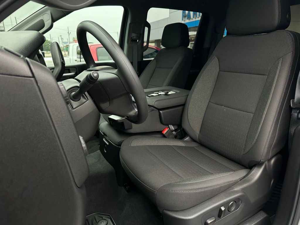 New 2026 Chevrolet Silverado 2500 Custom w/ Custom Value Package image 13