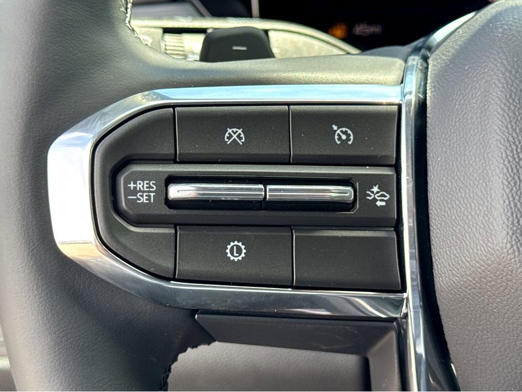 New 2026 GMC Acadia Elevation w/ Elevation Premium Package FWD image 17