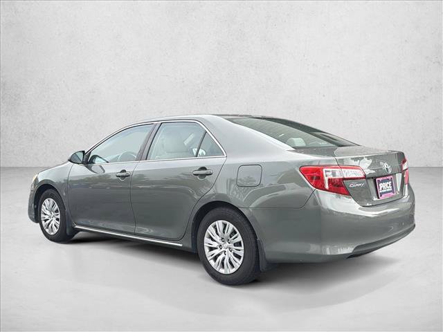 Used 2014 Toyota Camry LE FWD image 10