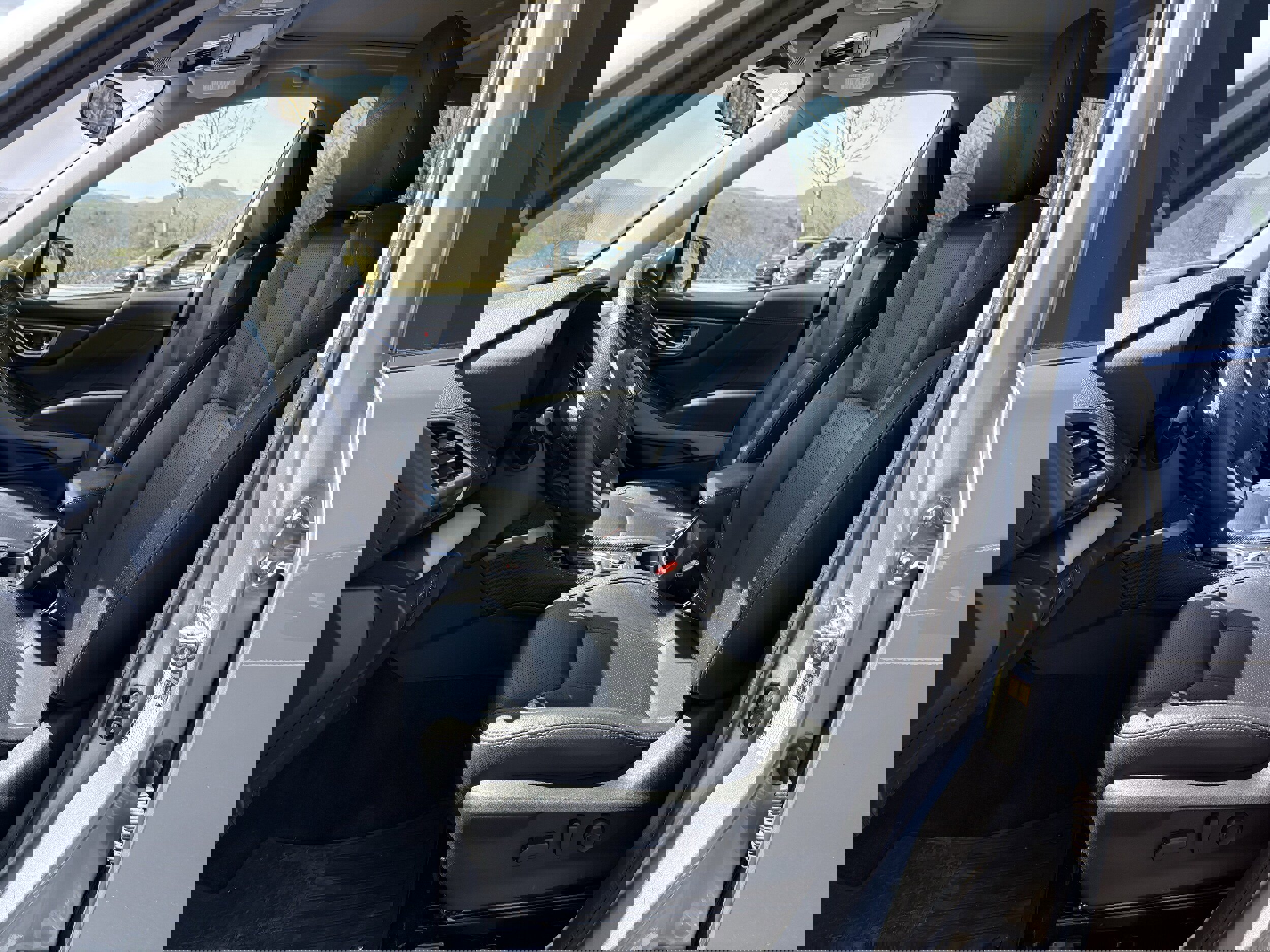 Certified 2023 Subaru Forester Limited image 28