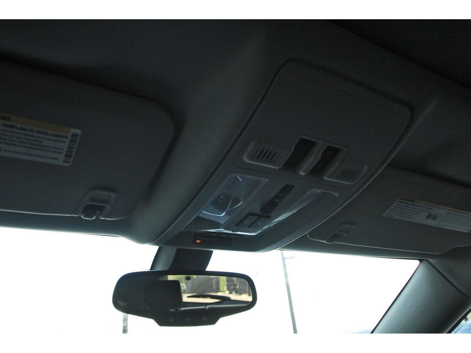 Used 2015 Cadillac SRX Luxury FWD image 23