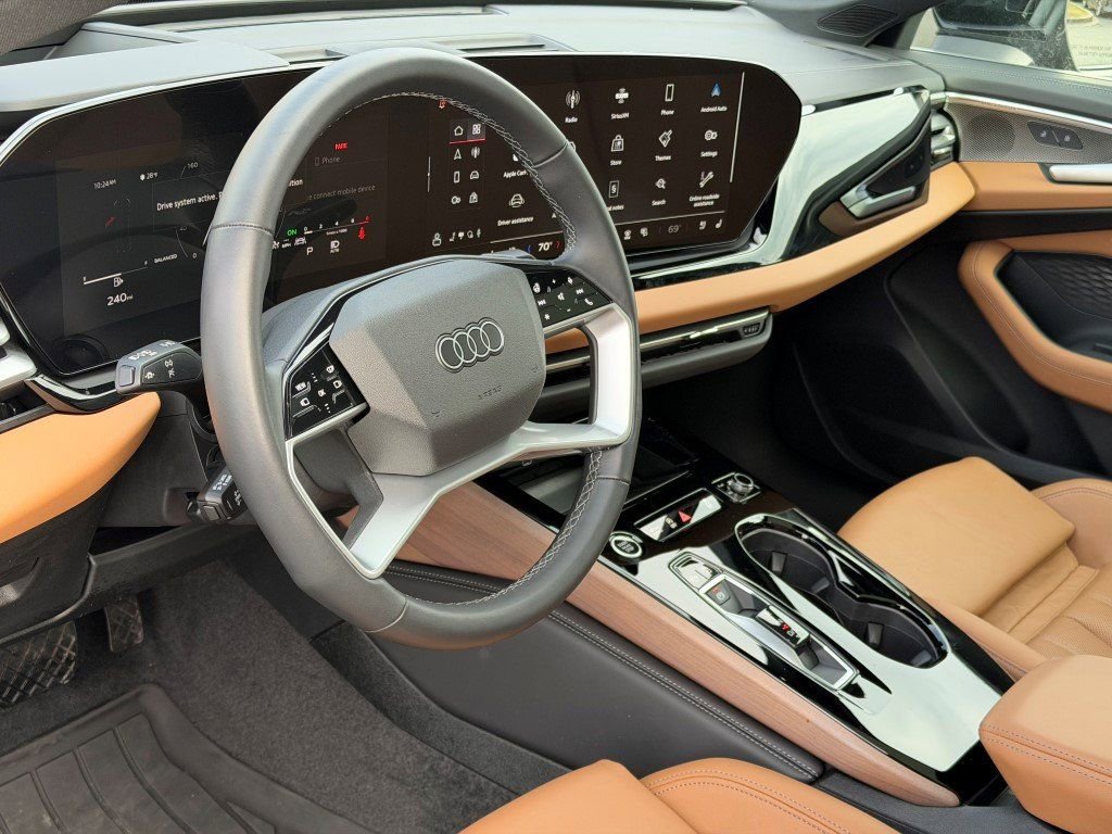 Used 2025 Audi A5 2.0T Premium Plus w/ Premium Plus image 25