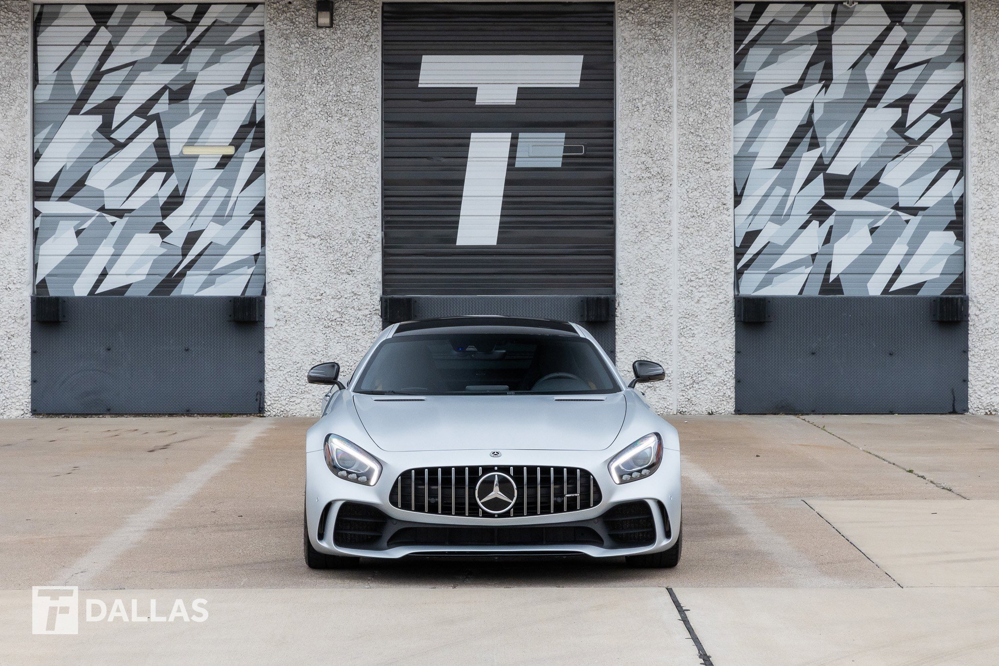Used 2018 Mercedes-Benz AMG GT R image 3